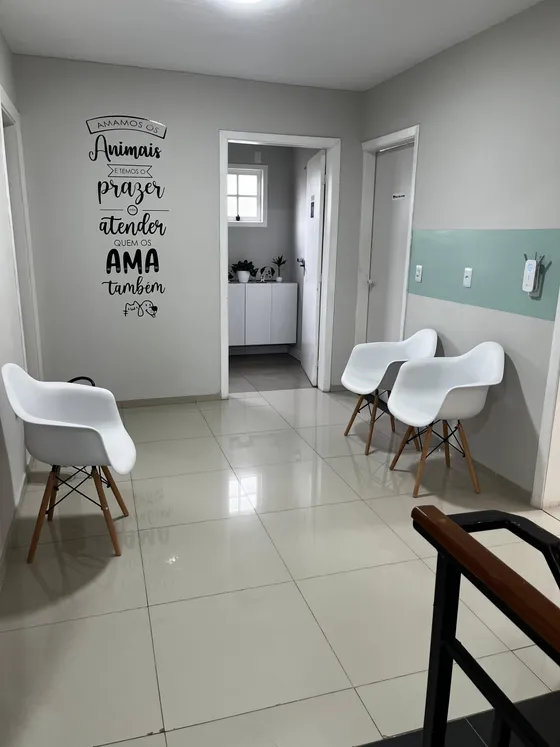 Hall — Espaço de espera tranquilo.